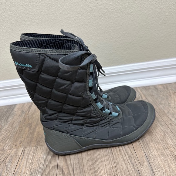Columbia Womens 9 Winter Boots Quilted Gray Omni-Tech Waterproof Snow - Picture 2 of 5